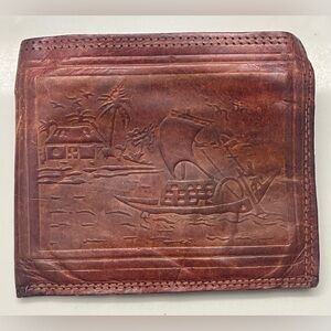 Vintage Brown Leather men Wallet with Embossed Island Design